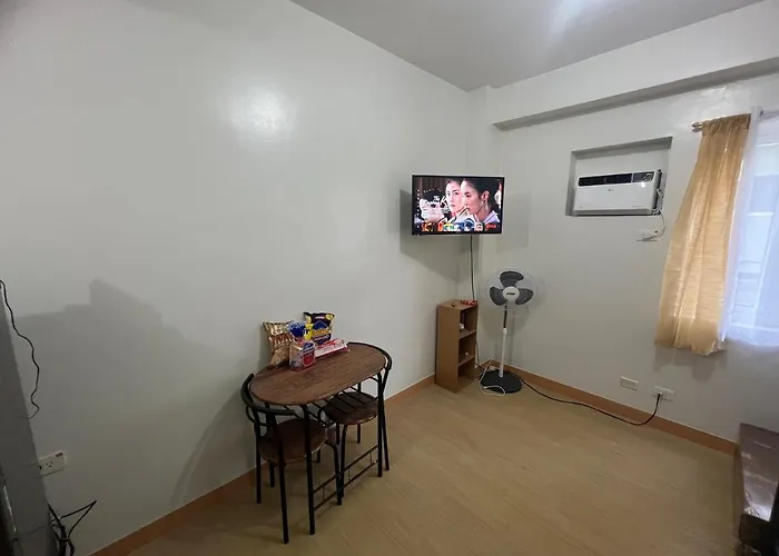 Too In Apartamento *
